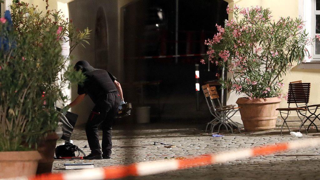 Syrer sprengt sich in Ansbach in die Luft
