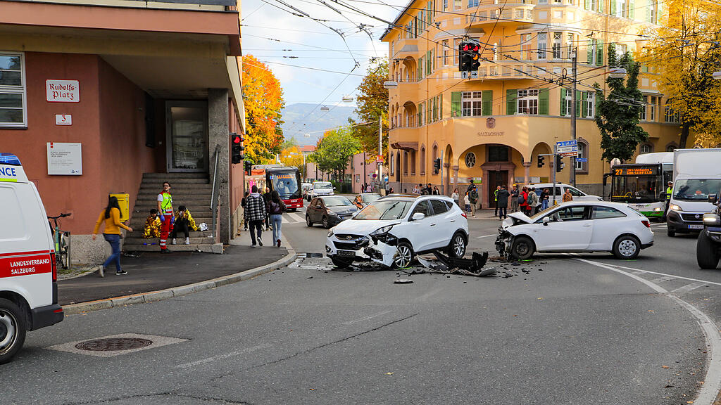 Pkw-Crash Salzburg-Nonntal