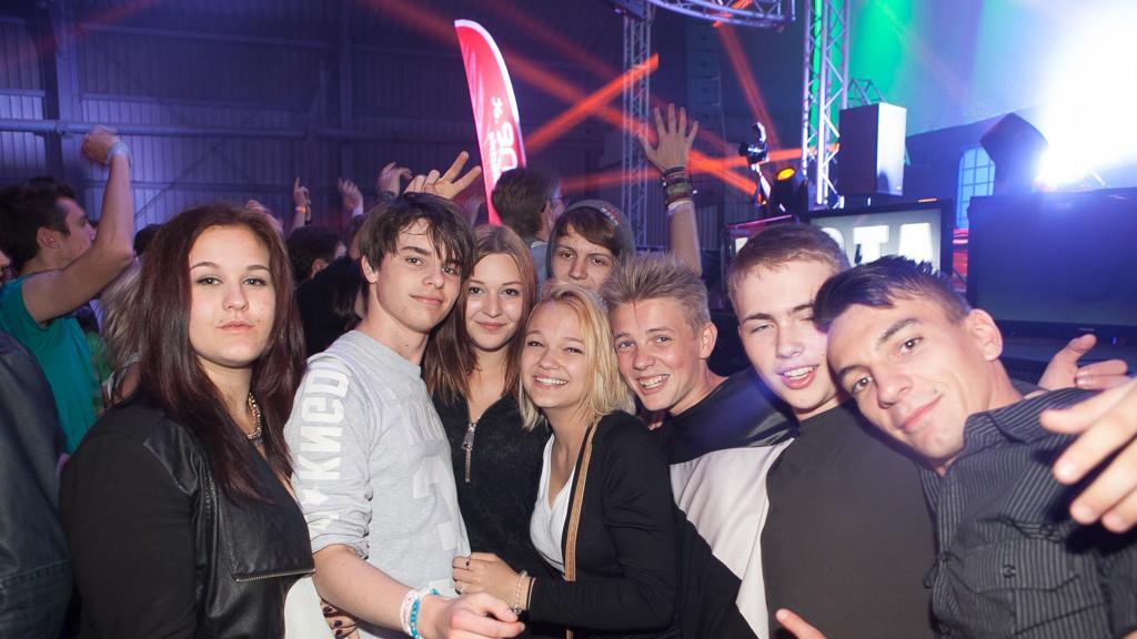 Kick-Off-Party, I