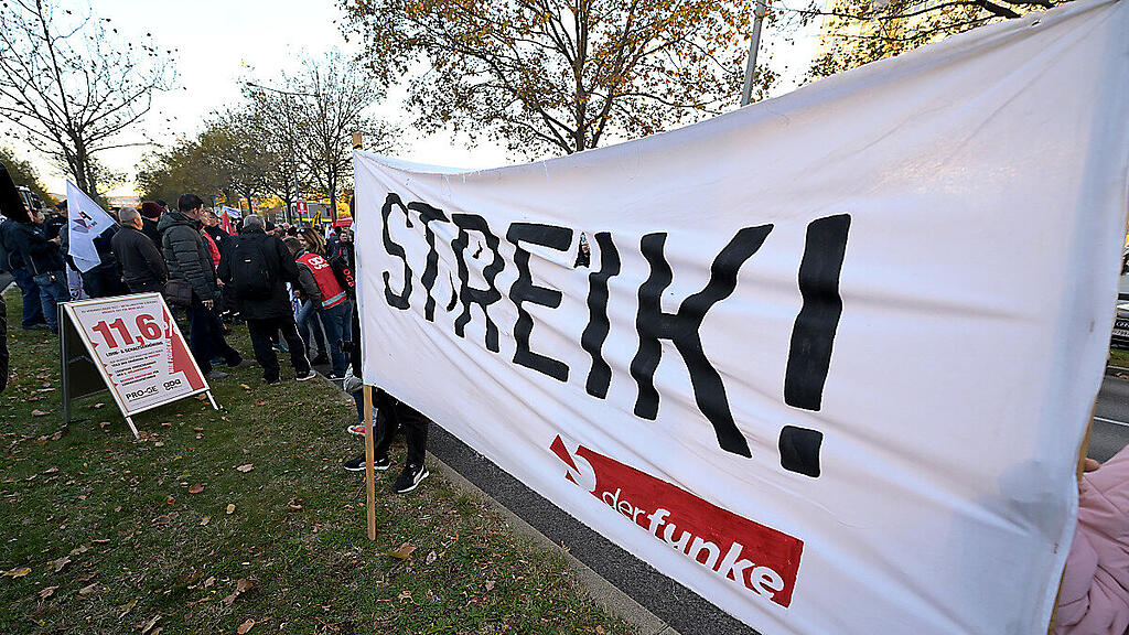 Die Gewerkschaften GPA und PRO-GE drohen mit Streik
