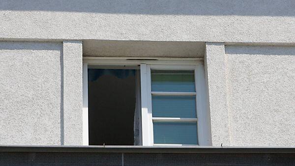 Offene Fenster als tödliche Gefahr für Kinder