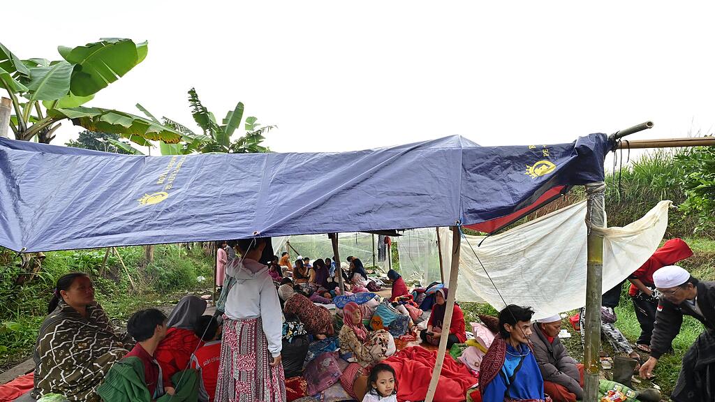 Erdbeben Indonesien