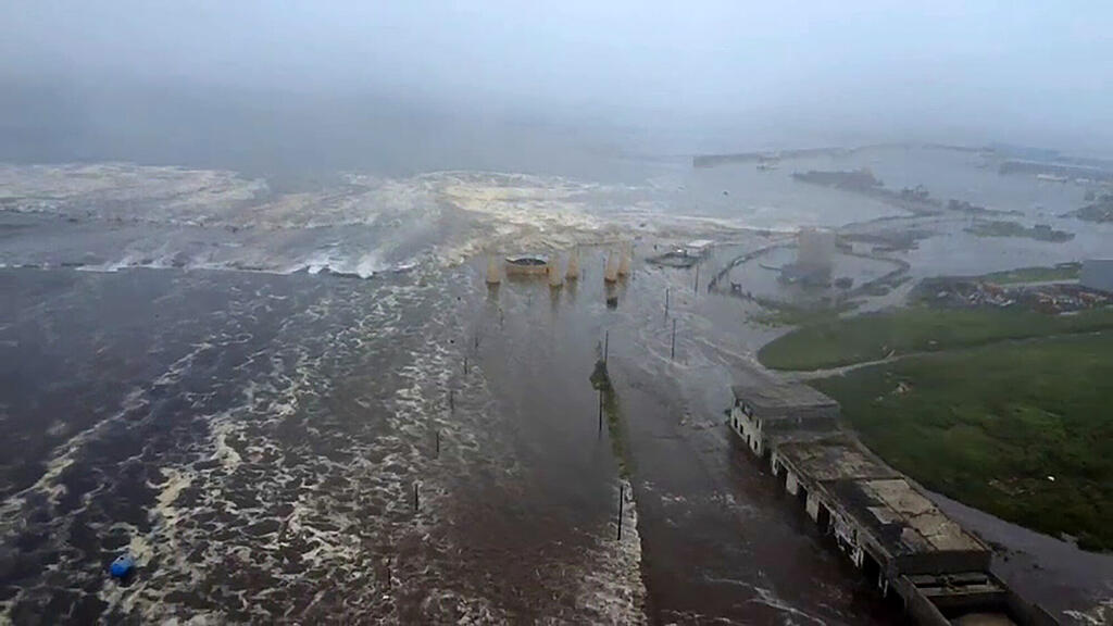 Starkes Erdbeben: Bis fünf Meter hoher Tsunami in Russland