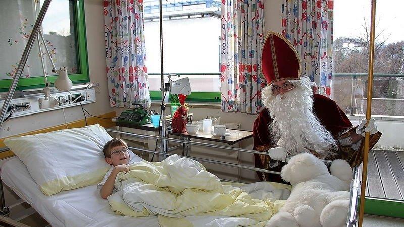 Nikolo im LKH Salzburg