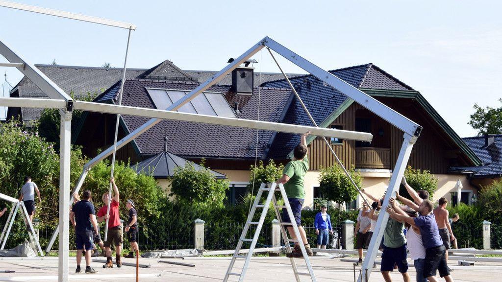 St. Leonharder Kirtag: Aufbau