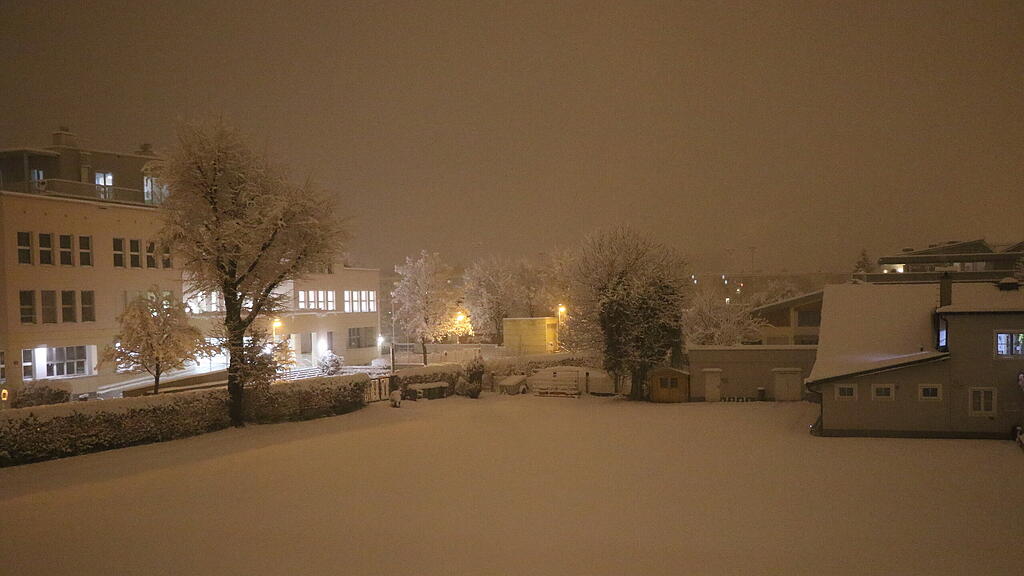 Wintereinbruch in Stadt Salzburg