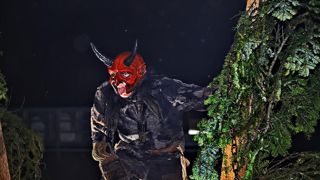 Krampuskr\u00e4nzchen der Pucher Krampusse.