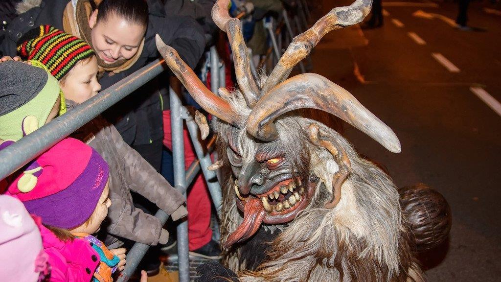 Gnigler Perchtenlauf