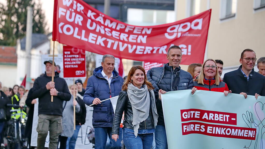 Pflege-Demo in Salzburg II