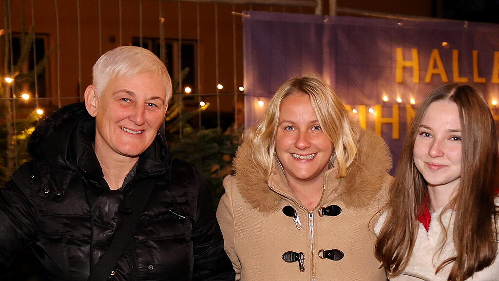 Adventmarkt in Hallein ist Er\u00f6ffnet