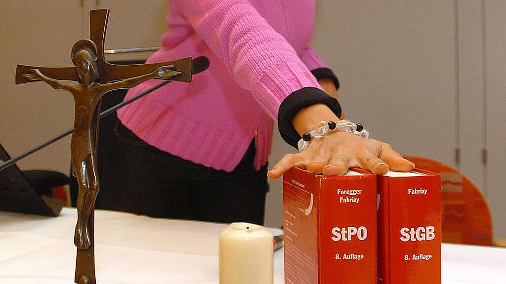 Der Mann ist wegen fahrlässiger Tötung verurteilt worden. (Symbolbild)