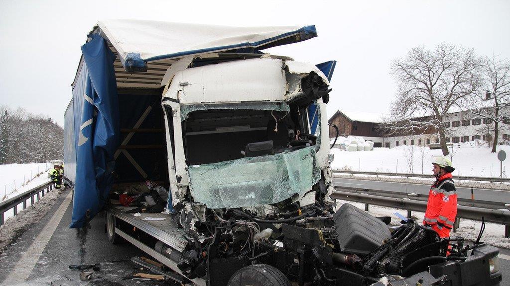 Horrorcrash auf A8