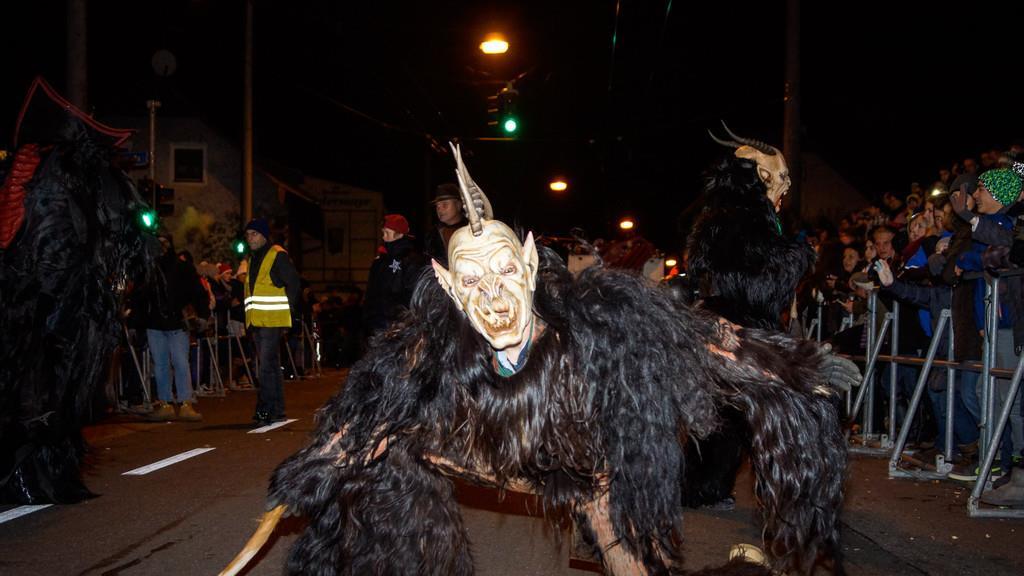 Gnigler Perchtenlauf