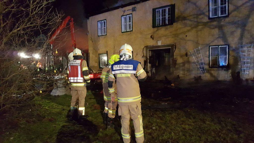Großbrand bei Bauernhof in Seekirchen III