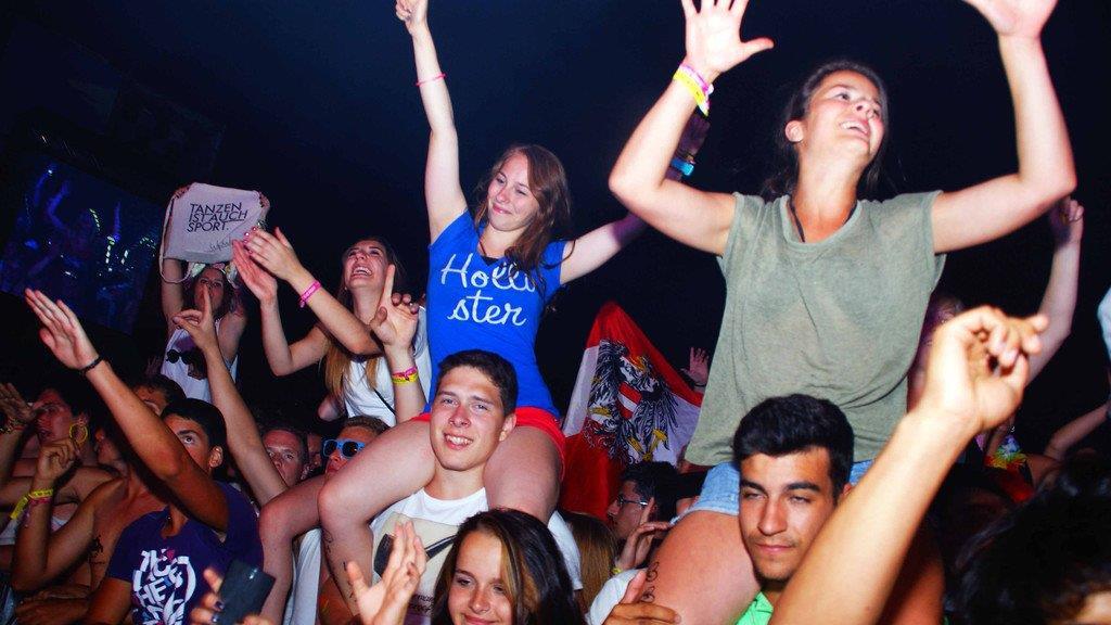 Nervo am Samstag