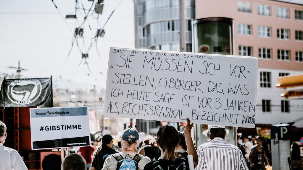 Demo zum EU-Gipfel, II