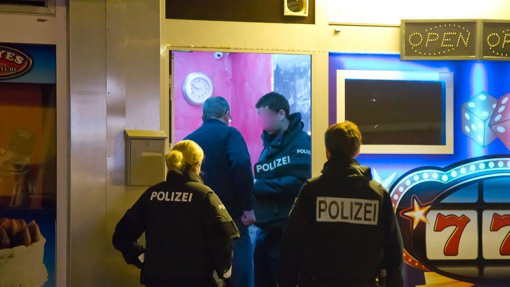 Überfall auf Wettcafe