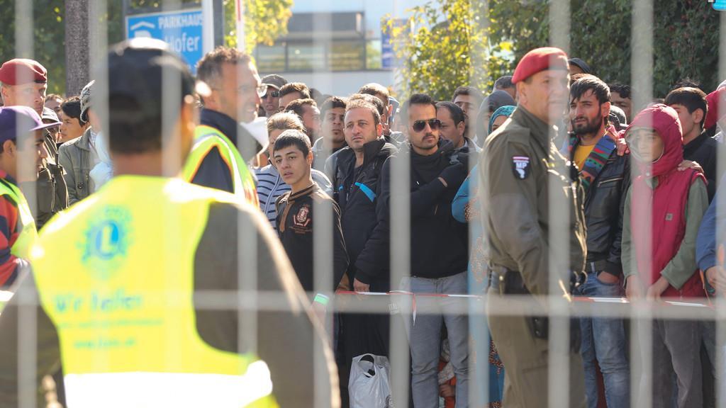 Flüchtlinge - Lage in Salzburg spitzt sich zu II