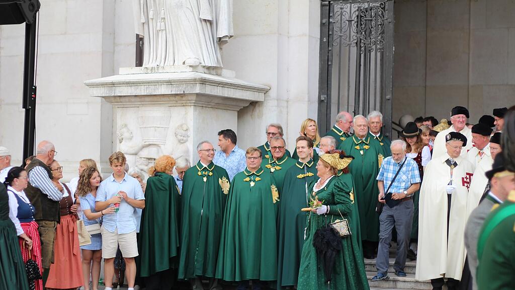 400 Jahre Hl Erentrudis und Erntedankfest