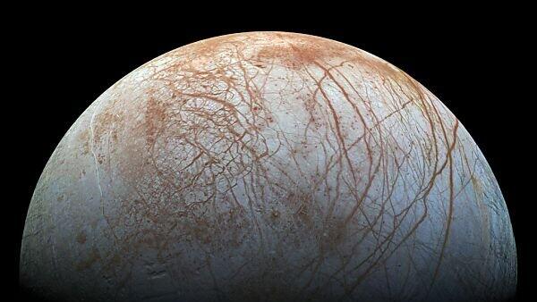 Oberflächen-Aufnahme des Jupiter-Mondes Europa