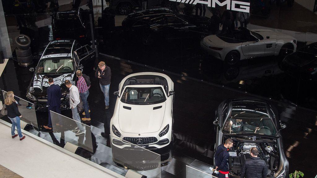 Auto Messe IV