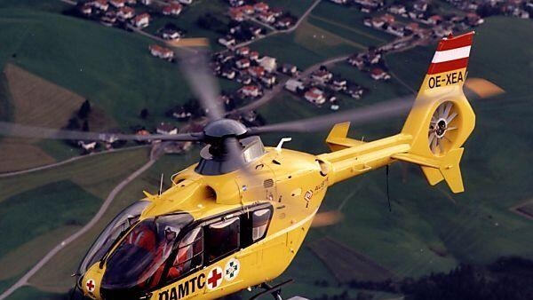 "Christophorus 3" brachte das Mädchen ins Krankenhaus