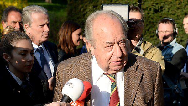 Fritz Neugebauer trifft auf Staatssekretärin Sonja Steßl