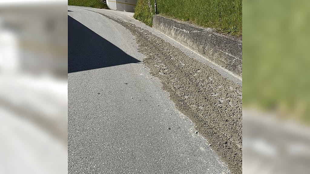 Lkw verliert Beton in Schwarzach im Pongau