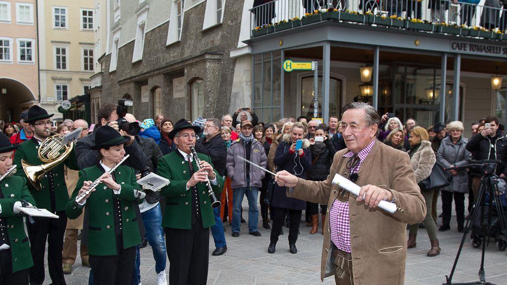 Richard Lugner auf Wahlkampftour in Salzburg II