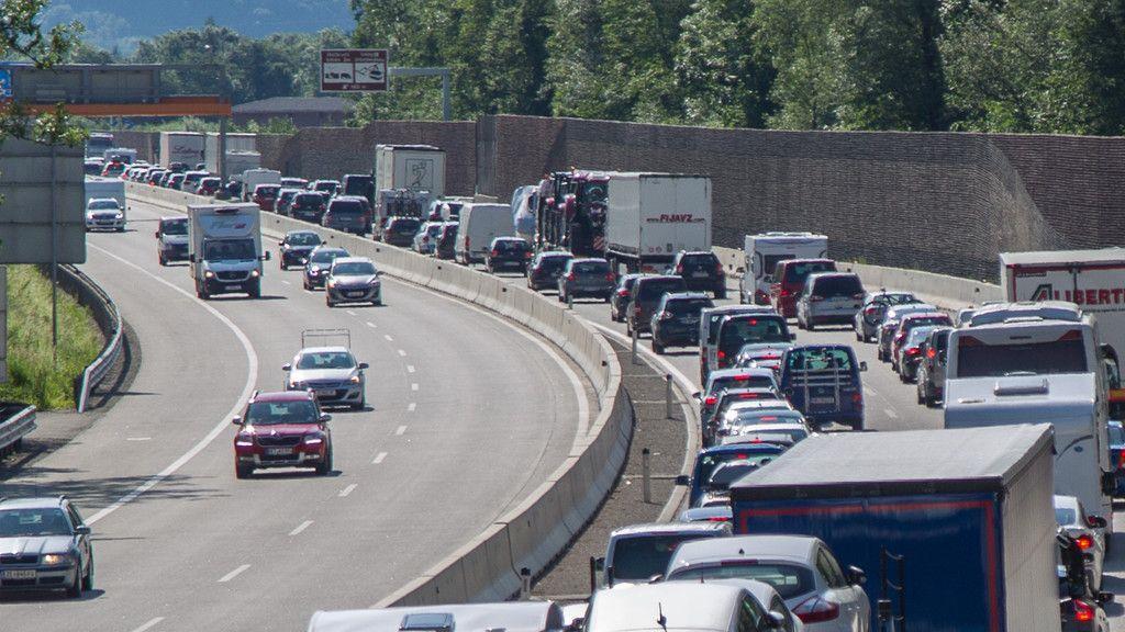 Stau auf der A10 II