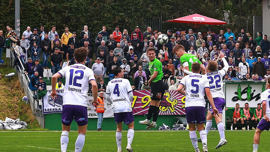 Regionalliga West: Wals-Grünau gegen Austria Salzburg