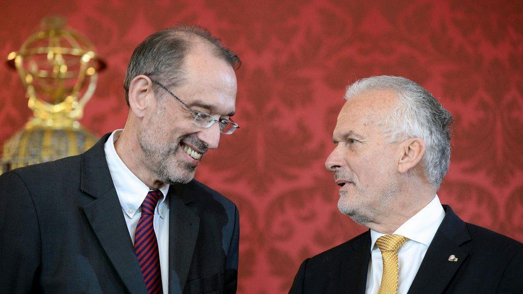 Regierung wird angelobt