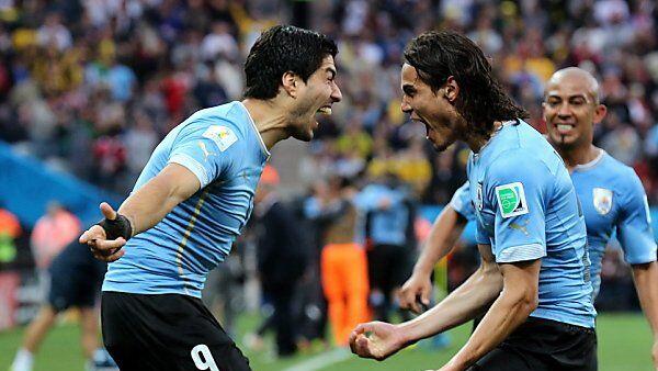 Suarez verwertete einen Cavani-Pass zum 1:0