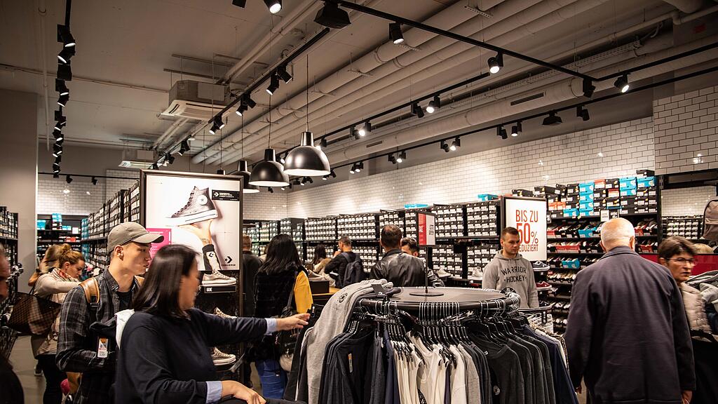 Outlet Center, Salzburg, Ansturm, Shopping Night