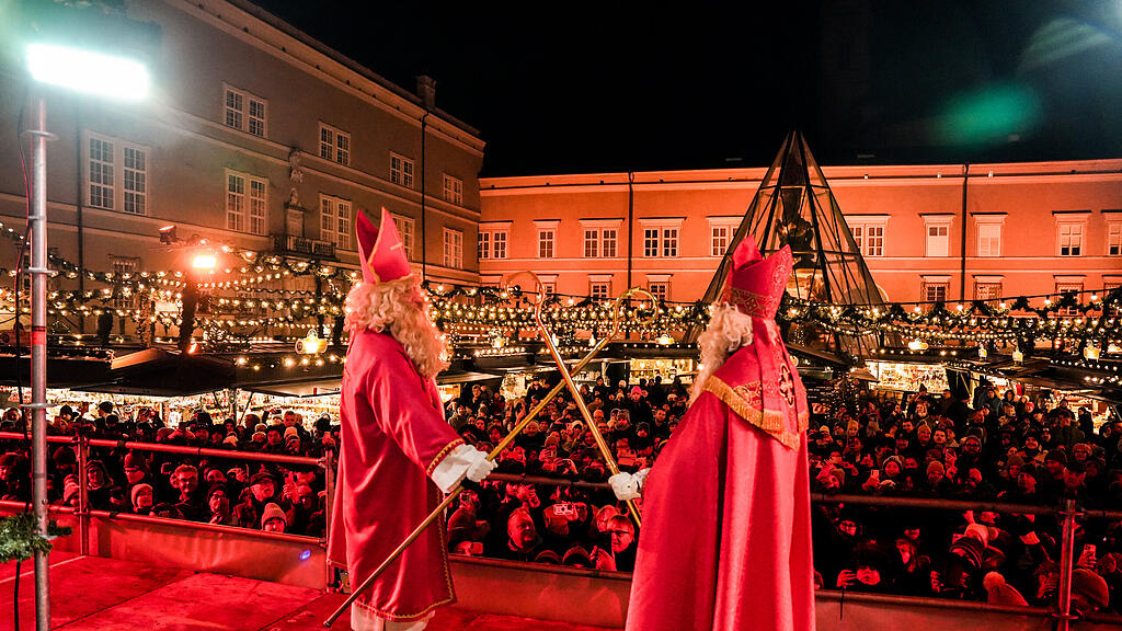 Der Krampuslauf am Christkindlmarkt