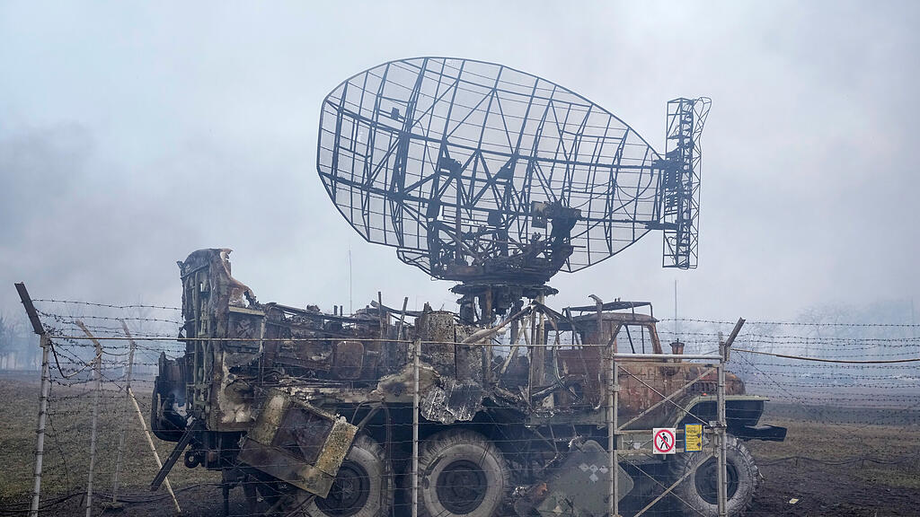 Krieg in Ukraine: Schäden nach Angriffen in Mariupol