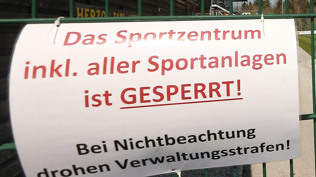 Fußball_gepserrt_Unterhaus