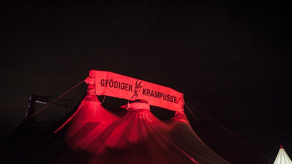 Höllencircus, I