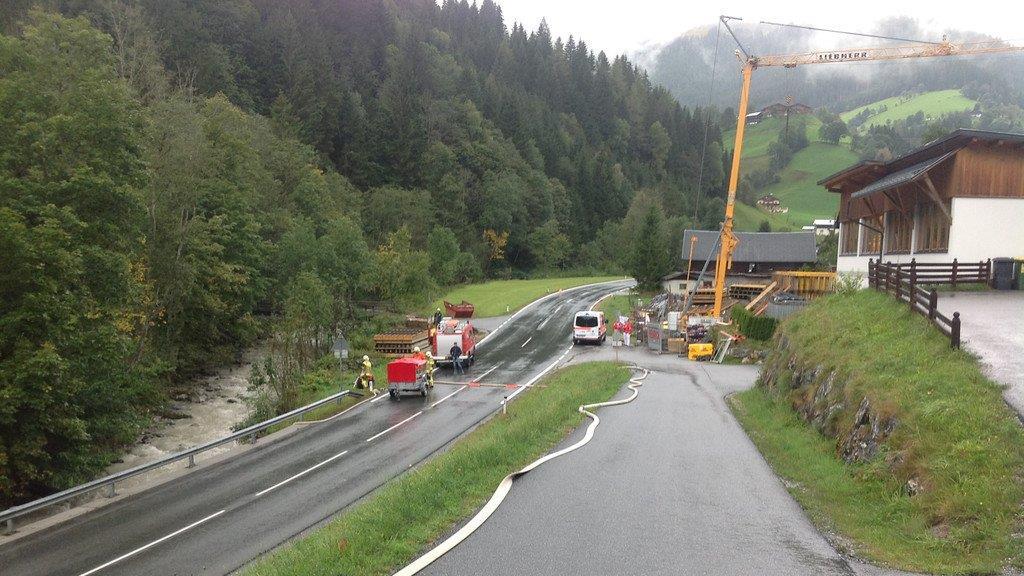Bilder der Löscharbeiten
