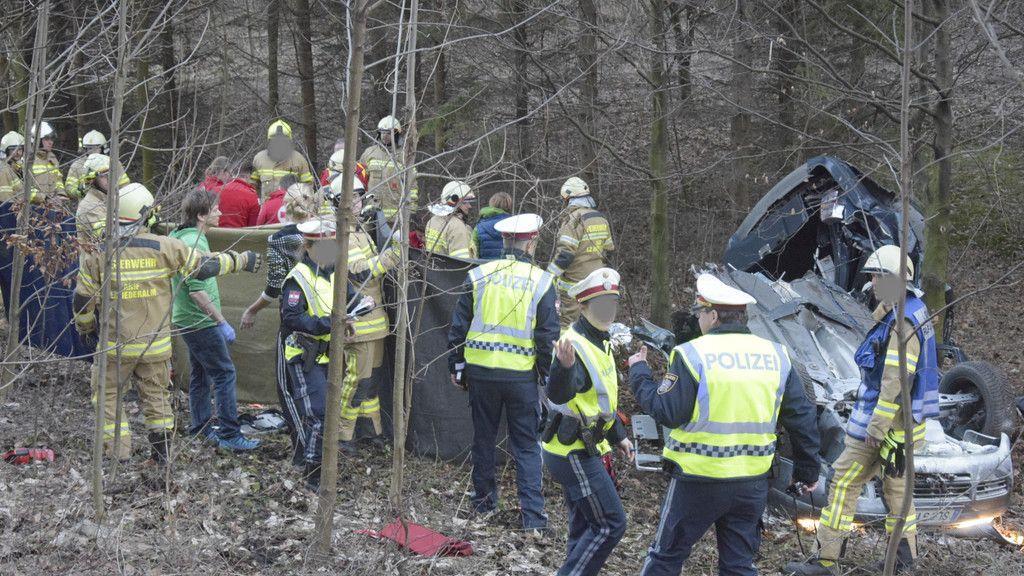 Schwerer Verkehrsunfall in Niederalm