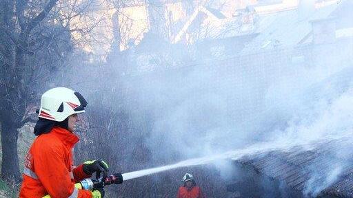 Feuerwehr verhindert Vollbrand
