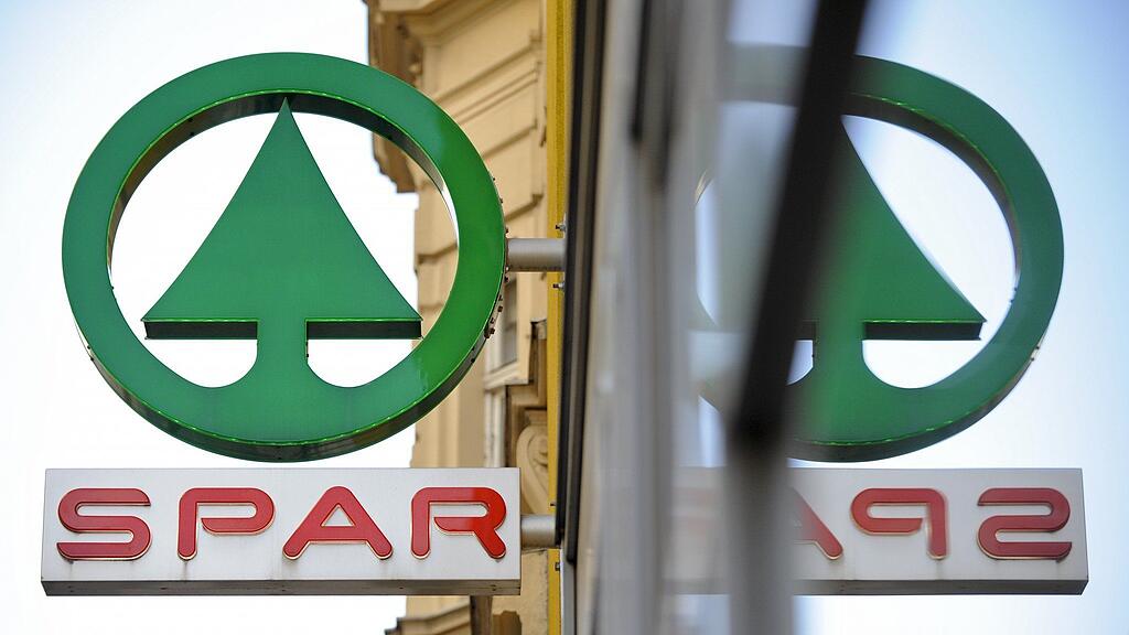 Die Spar-Kette gibt bei fünf Einkaufszentren Anteile an die Allianz ab.
