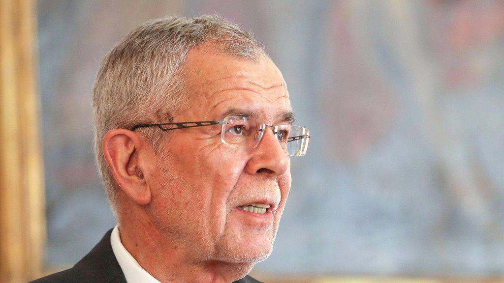 Van der Bellen und De Sousa geben PK in Salzburg
