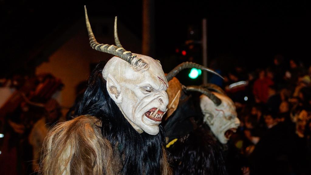 Gnigler Perchtenlauf