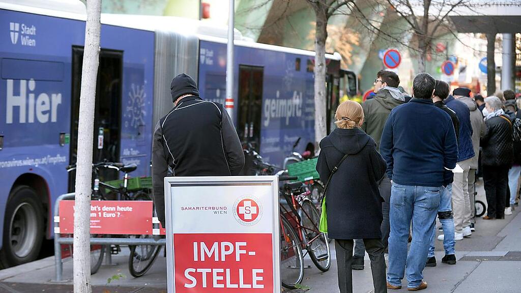 Der Andrang auf Impfstellen dürfte stark bleiben