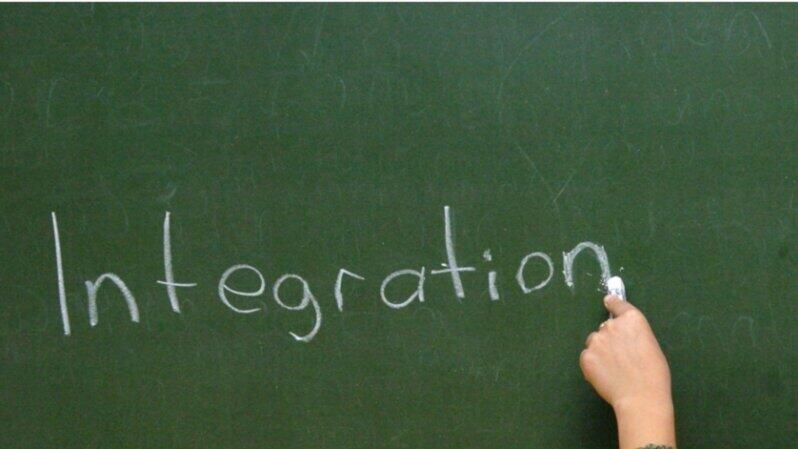 Regierung plant "Sozialhilfe NEU" mit "Integrationsphase"