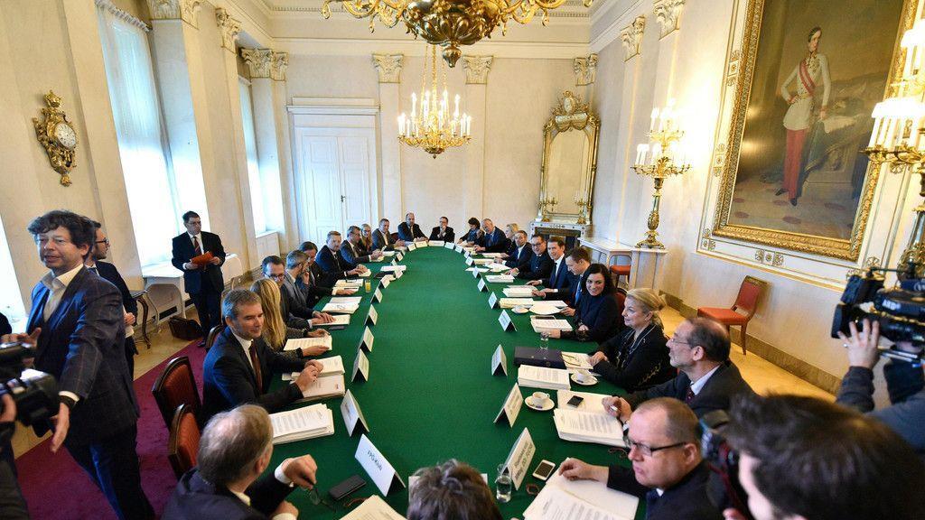 Erster Ministerrat der neuen Regierung