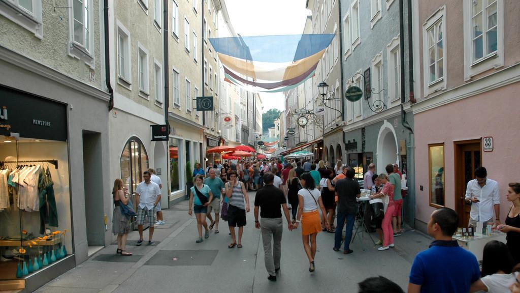 Linzergassenfest Sa II