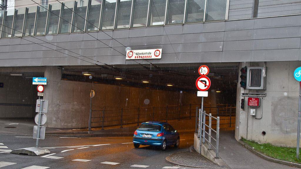 Bettlerlager im LKH-Tunnel