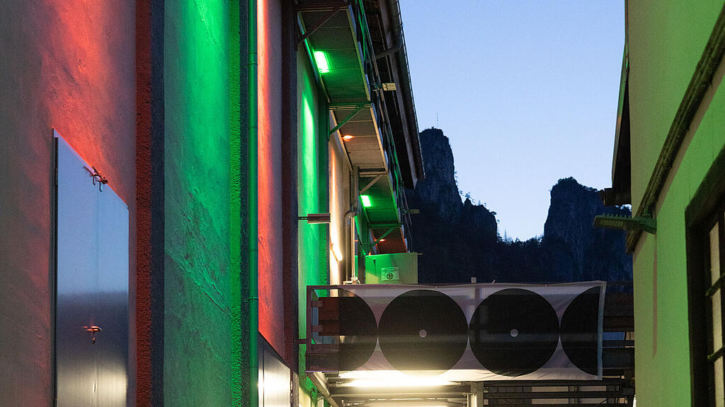 10 Volt Hallein, FR